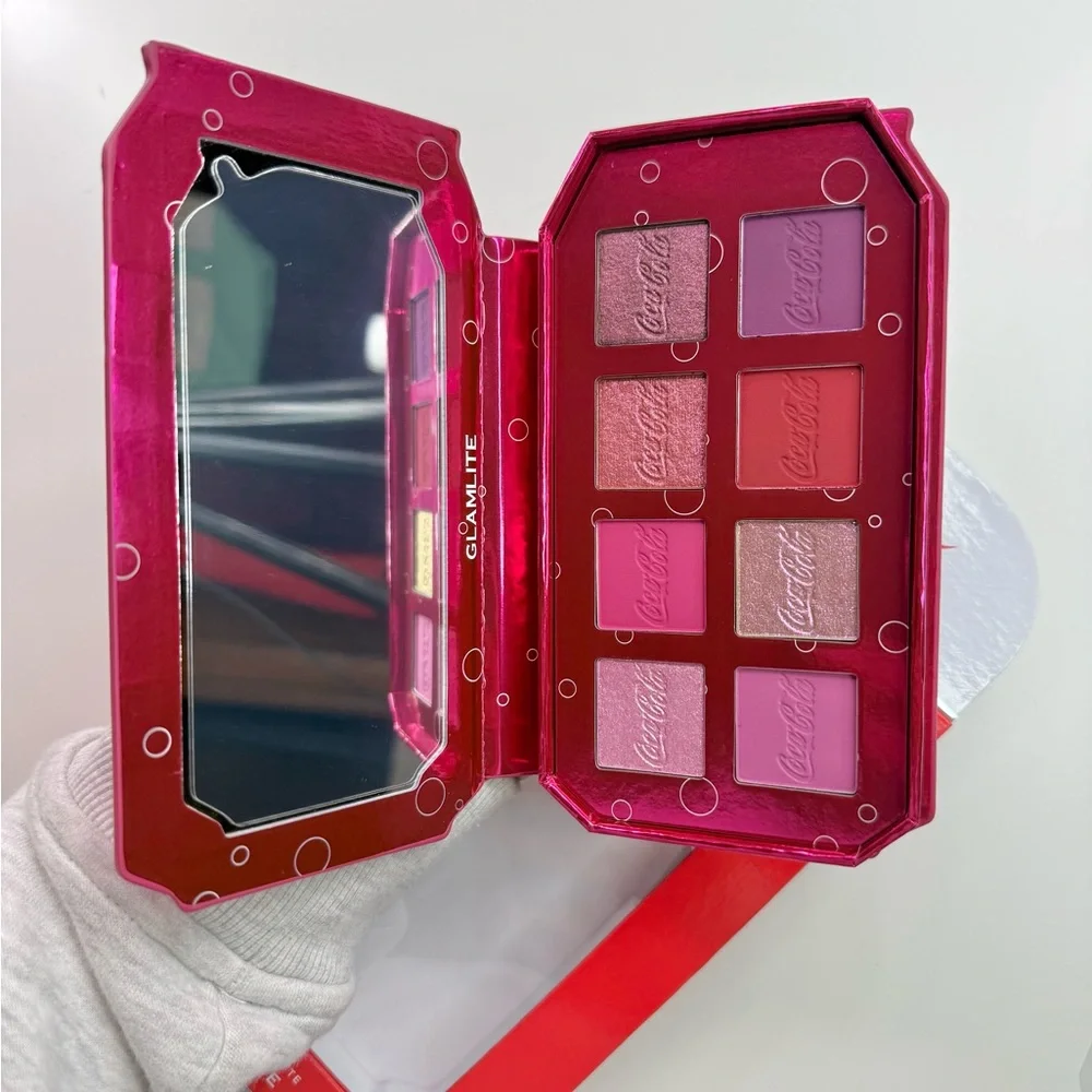 Glamlite X Coca Cola Cherry Pallet